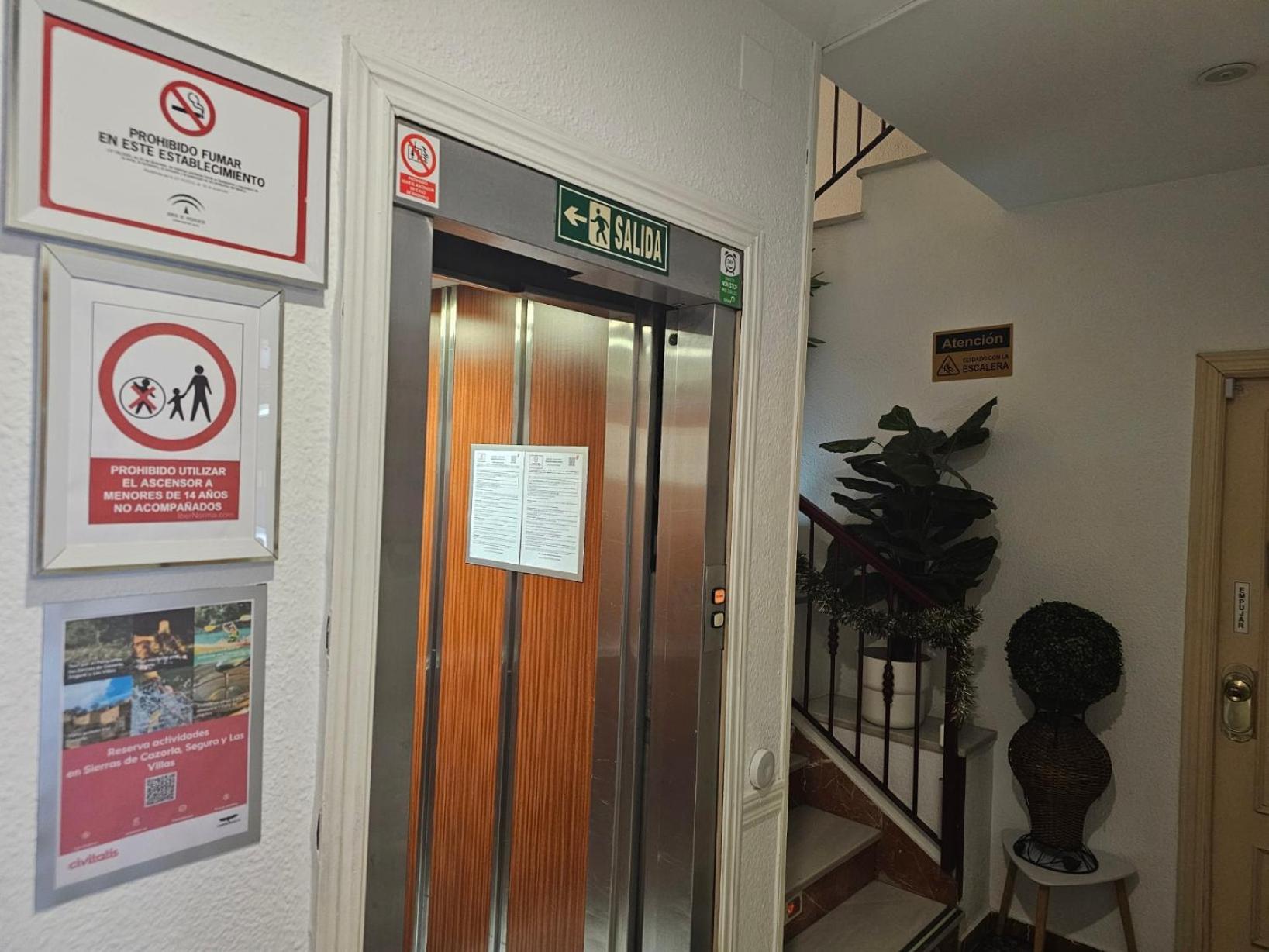 Hotel Al-Andalus Peal, En Cazorla Comarca Peal De Becerro Luaran gambar