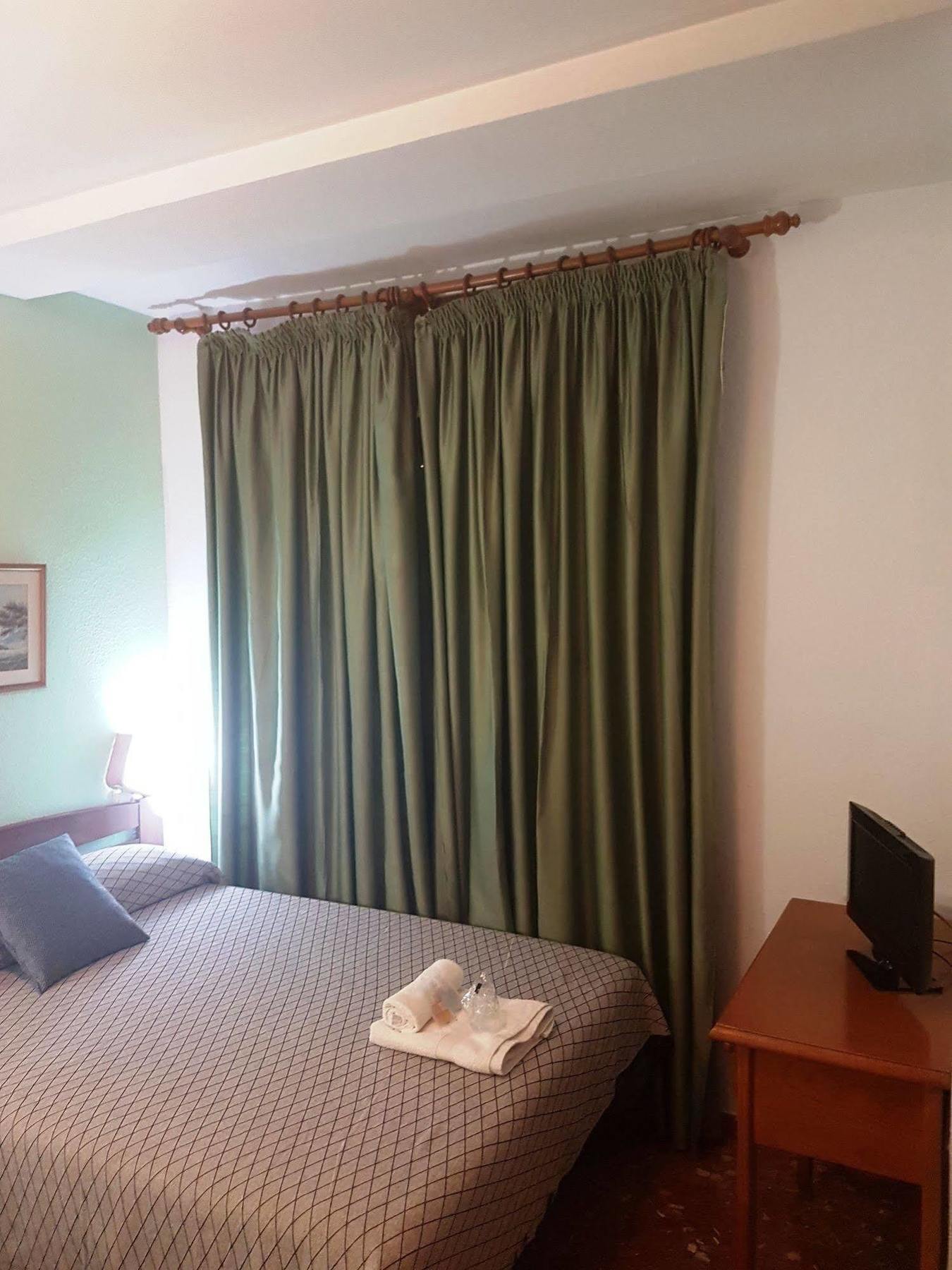 Hotel Al-Andalus Peal, En Cazorla Comarca Peal De Becerro Luaran gambar